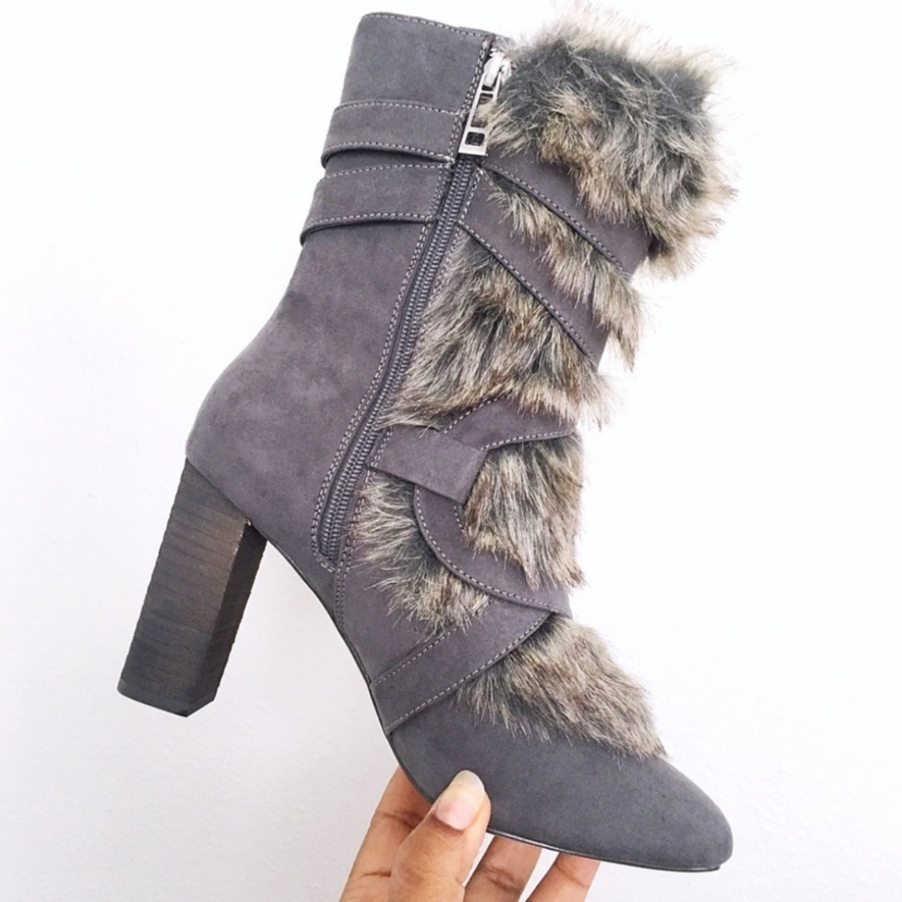 🅴 Charles By Charles David Alberta Bootie - Picture 1 of 11